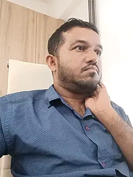 VJ17 online show from October 17, 7:44 am