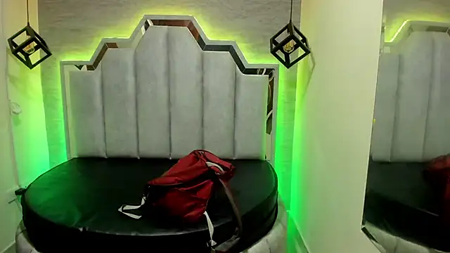 Snapshot of _Emily_rosee_ chatting on October 3, 11:29 am Emily rosee online show from October 3, 11:29 am