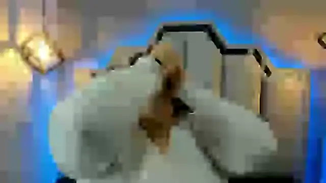 Snapshot of _Emily_rosee_ chatting on October 10, 11:31 am Emily rosee online show from October 10, 11:31 am