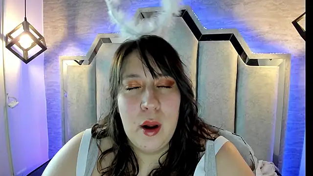 Snapshot of _Emily_rosee_ chatting on October 31, 11:33 am Emily rosee online show from October 31, 11:33 am