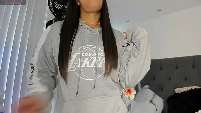 VictoriaParkeer online show from January 10, 12:07 pm