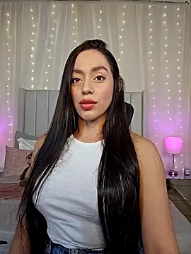 Snapshot of AriadnaTaylor chatting on November 25, 5:46 pm AriadnaTaylor online show from November 25, 5:46 pm