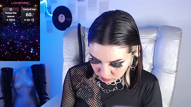 Snapshot of FabulousVenus chatting on March 6, 12:40 am FabulousVenus online show from March 6, 12:40 am