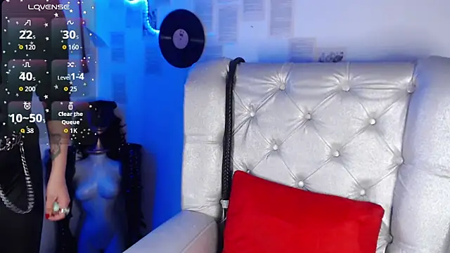 Snapshot of FabulousVenus chatting on April 6, 8:10 pm FabulousVenus online show from April 6, 8:10 pm