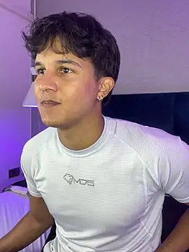 Leo Savage  online show from October 5, 3:49 am