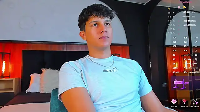 Leo Savage  online show from May 3, 4:07 am