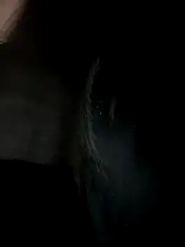 Snapshot of LiaSaenz27 chatting on September 24, 2:48 am LiaSaenz27 online show from September 24, 2:48 am