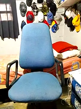 Snapshot of Sonic-75 chatting on October 17, 1:35 pm Sonic-75 online show from October 17, 1:35 pm