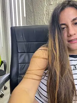 Snapshot of CamileX chatting on October 2, 1:51 pm CamileX online show from October 2, 1:51 pm