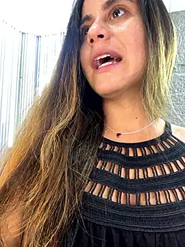 Snapshot of CamileX chatting on October 7, 1:52 pm CamileX online show from October 7, 1:52 pm