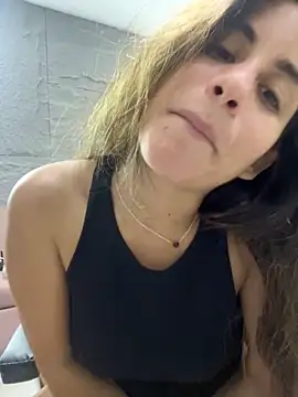 Snapshot of CamileX chatting on October 14, 1:56 pm CamileX online show from October 14, 1:56 pm