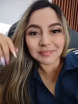 CelestePrince2 online show from May 6, 2:44 pm