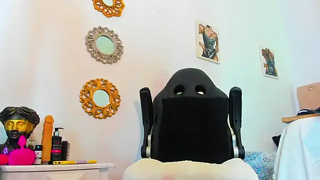  Tarekk  online show from October 1, 3:18 pm