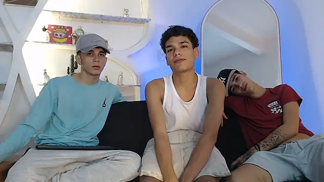 THREE GUYS HOT online show from September 27, 7:52 pm