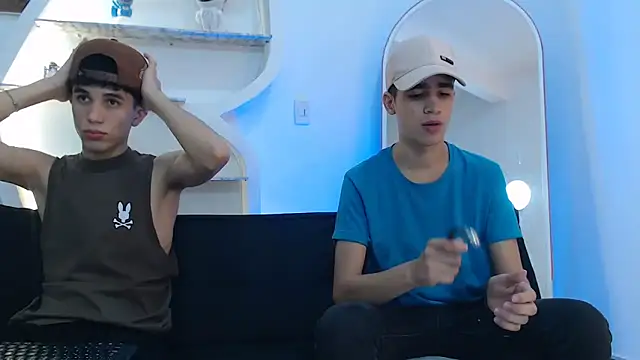 THREE GUYS HOT online show from October 22, 7:35 pm