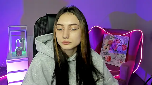 Snapshot of olivianorton chatting on October 7, 12:24 pm olivianorton online show from October 7, 12:24 pm