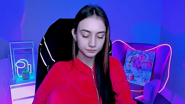 Snapshot of olivianorton chatting on October 15, 2:39 pm olivianorton online show from October 15, 2:39 pm