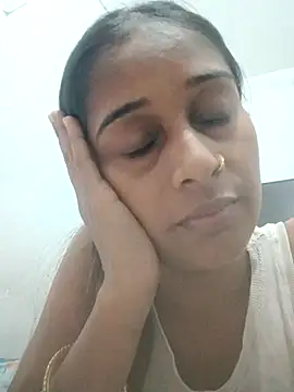 hotshreya69 online show from September 28, 8:14 pm