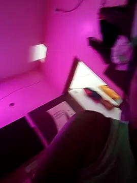 hotshreya69 online show from October 26, 4:40 am