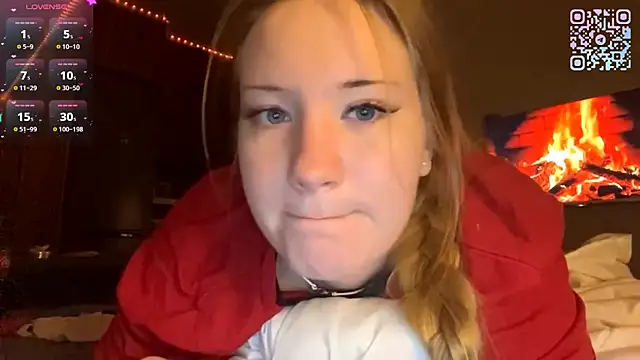 PandaFluff online show from March 9, 7:18 pm