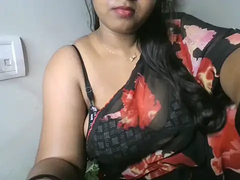its me Rashmi online show from October 14, 1:34 pm