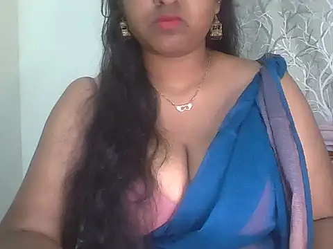 its me Rashmi online show from February 18, 2:35 pm