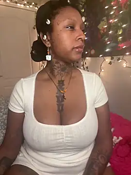 MistiSavannah online show from March 19, 12:36 am