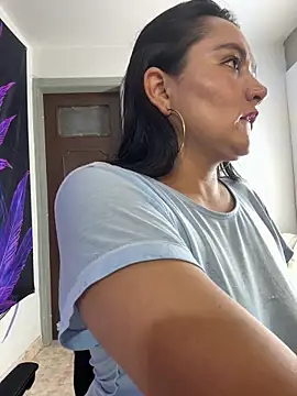 Rouse69  online show from November 16, 8:42 am