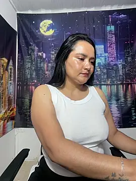 Snapshot of Rouse69_ chatting on March 17, 7:33 am Rouse69 online show from March 17, 7:33 am