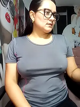 Snapshot of Rouse69_ chatting on March 28, 11:43 am Rouse69 online show from March 28, 11:43 am