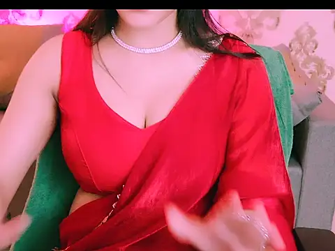 Snapshot of My_Rose chatting on October 9, 5:33 pm My Rose online show from October 9, 5:33 pm