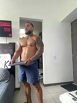 Snapshot of Andrew_Johnnson chatting on February 18, 6:04 pm Andrew Johnnson online show from February 18, 6:04 pm