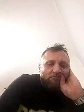 Snapshot of diorjador chatting on March 18, 10:13 pm diorjador online show from March 18, 10:13 pm