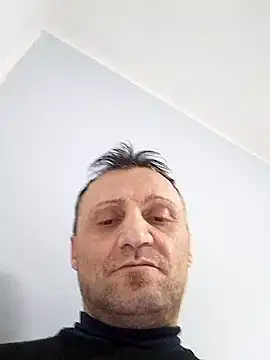 Snapshot of diorjador chatting on April 1, 9:23 pm diorjador online show from April 1, 9:23 pm