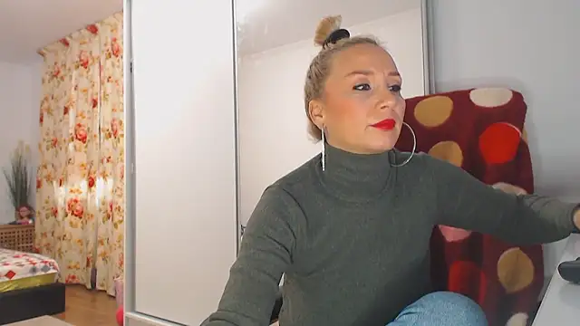 merlyn4 online show from December 16, 12:49 pm