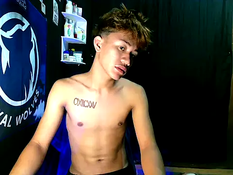 naughtyboyloy 0 online show from October 22, 5:45 pm