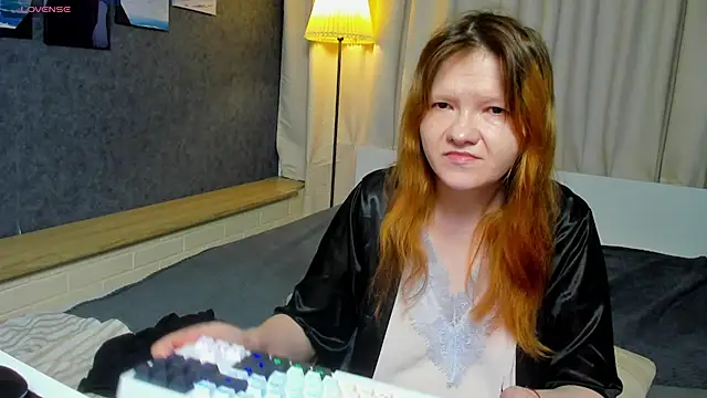 Nora lovvvv online show from November 24, 3:12 pm