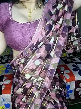 Snapshot of PRIYA_22 chatting on September 20, 10:49 am PRIYA 22 online show from September 20, 10:49 am