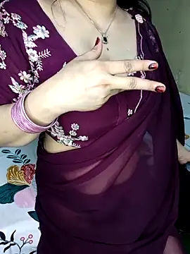 Snapshot of PRIYA_22 chatting on September 28, 2:06 am PRIYA 22 online show from September 28, 2:06 am