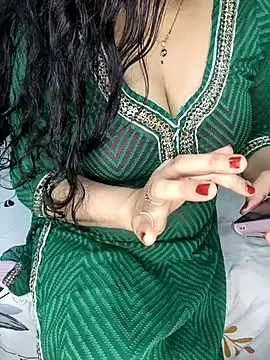 Snapshot of PRIYA_22 chatting on October 15, 1:00 pm PRIYA 22 online show from October 15, 1:00 pm