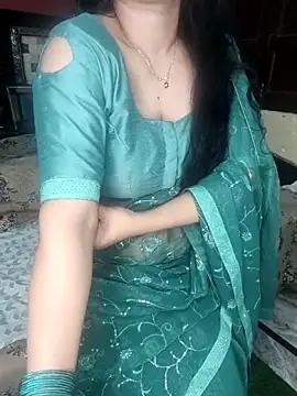 Snapshot of PRIYA_22 chatting on October 27, 10:41 am PRIYA 22 online show from October 27, 10:41 am