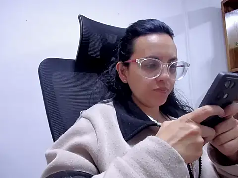 dalila macherano1 online show from September 25, 7:17 pm