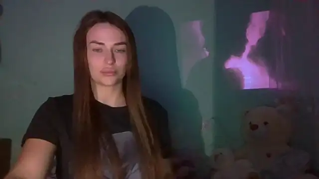 MandiBrooks online show from September 18, 8:11 pm