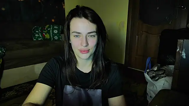 MandiBrooks online show from January 17, 8:56 pm