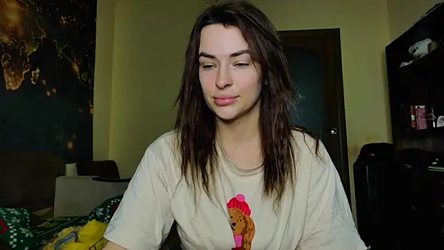 MandiBrooks online show from February 5, 9:03 am