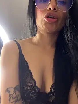 Snapshot of Melissa_coch chatting on November 2, 5:10 am Melissa coch online show from November 2, 5:10 am