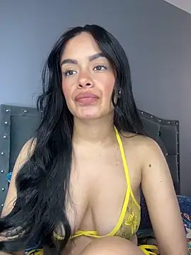 Melissa coch online show from May 14, 3:30 pm