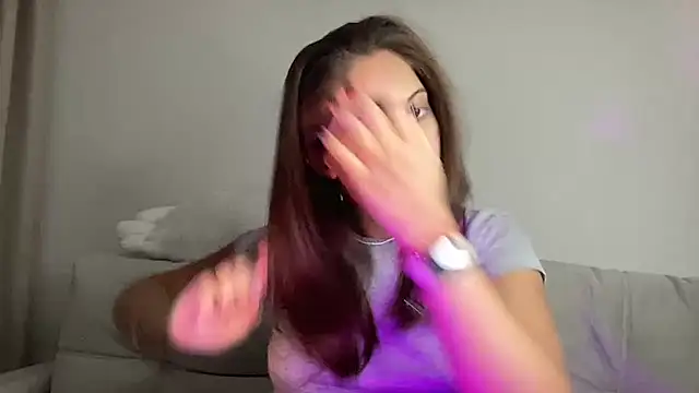 Snapshot of StellarAlice chatting on October 5, 4:05 pm StellarAlice online show from October 5, 4:05 pm