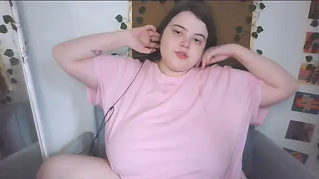 brattyprincessemma online show from September 14, 1:32 pm