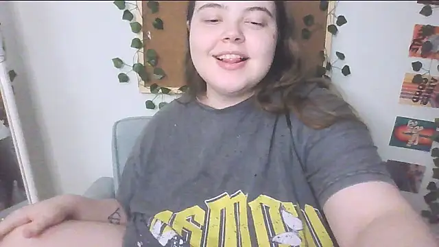 brattyprincessemma online show from September 19, 5:24 pm